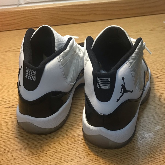Jordan 11 Retro Concord - Picture 3 of 5